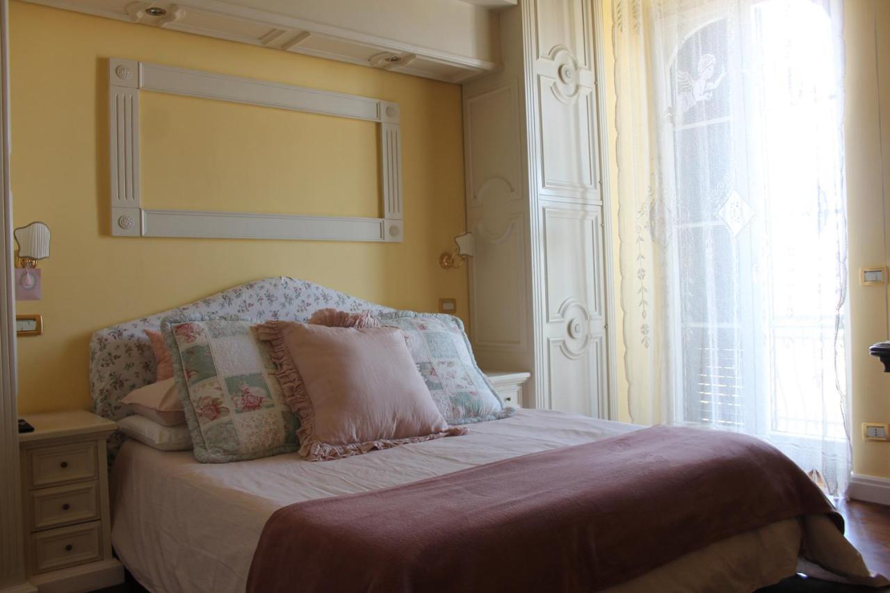 נאפולי B&B Le Sorelle מראה חיצוני תמונה